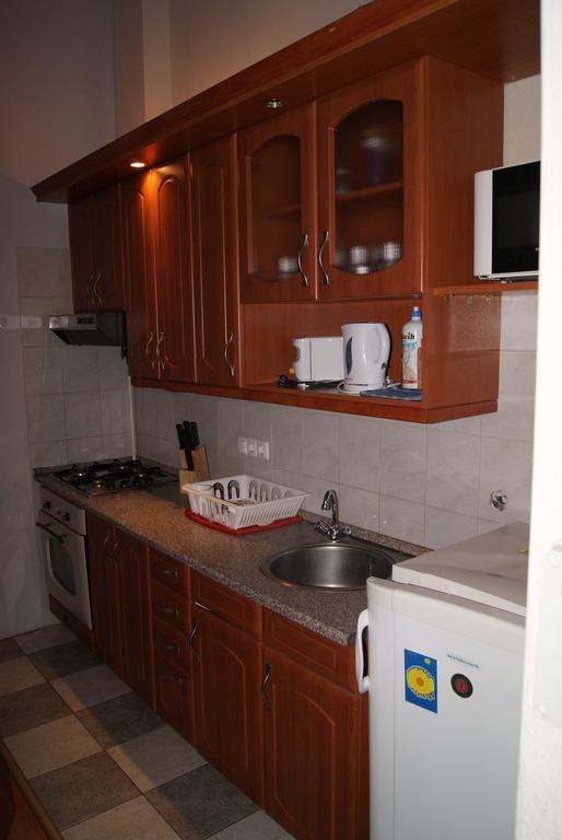 Happy Hostel Будапеща Екстериор снимка